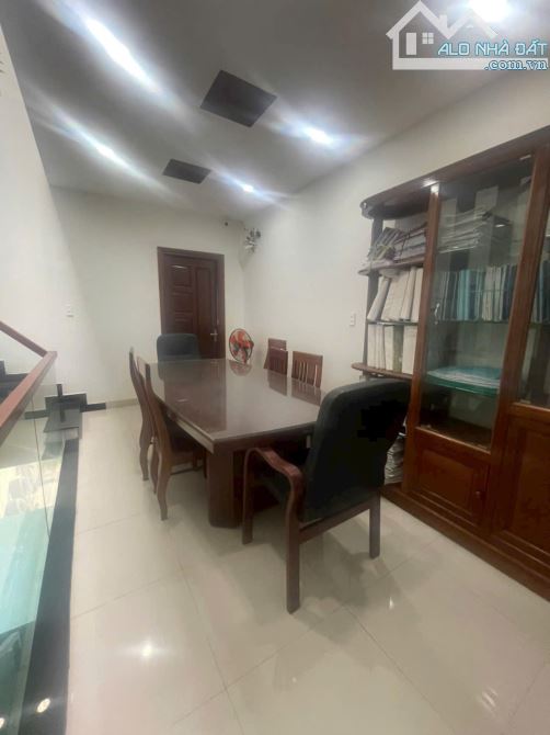 Nhà 3 tầng khu đô thị Phú Ân Nam 2 Diên An dt 102m2 ngang 6m đường 13m vỉa hè rộng 3m - 1