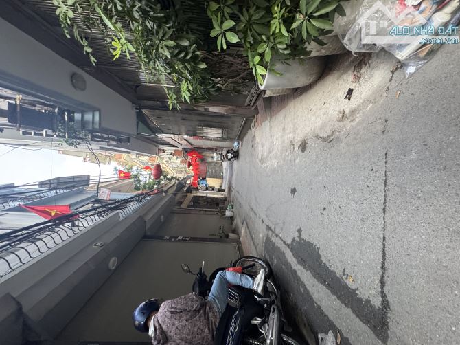 BÁN NHÀ TRUNG TÂM QUẬN TÂY HỒ 19TY 5 TẦNG MT 4,5M - 1