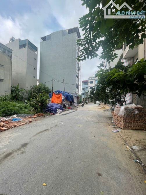 ĐẤT ĐẸP PHÂN LÔ OTO TRÁNH VỈA HÈ – KHU C YÊN NGHĨA - 1