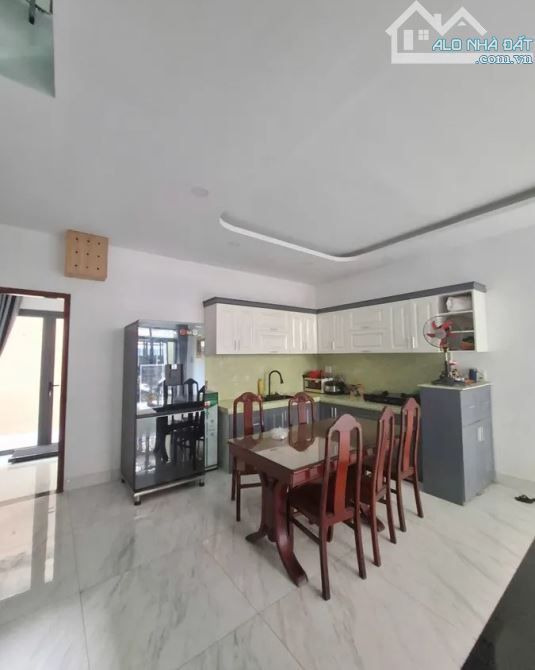 CHỈ 14 TỶ TL! NHÀ ĐẸP 4 TẦNG HXH CMT8, Q3 – 91M² NỞ HẬU KHỦNG TỚI 8M, KD HAY Ở ĐỀU ĐẸP - 1