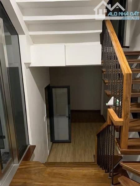 Cho thuê nhà 2 tầng 58m² ngõ Giếng – Đống Đa, MT 4m, giá 12tr/tháng - 1
