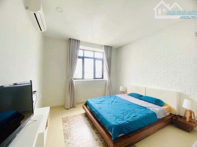 Ngộp 12.9 tỷ giảm về 11.5 tỷ bán gấp CHDV 4 tầng dòng tiền 70tr/tháng - ngay ĐH Hồng Bàng - 1