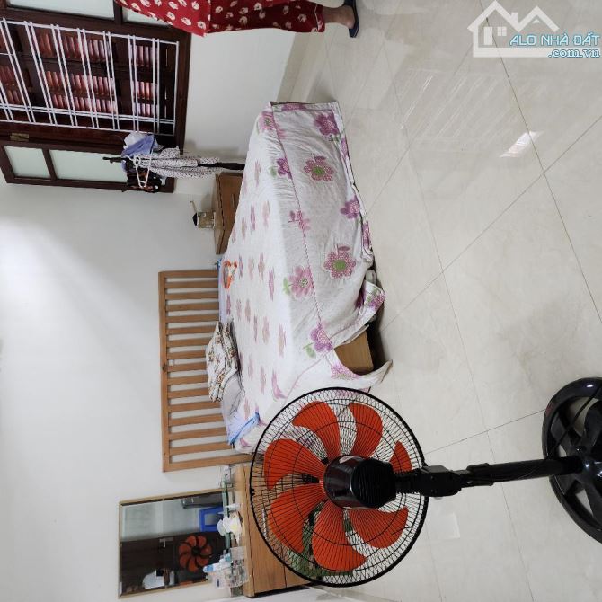 Siêu phẩm 190 m2/ 35 tỷ/ 9 M tiền/ Tây Hồ/ Gara - 1