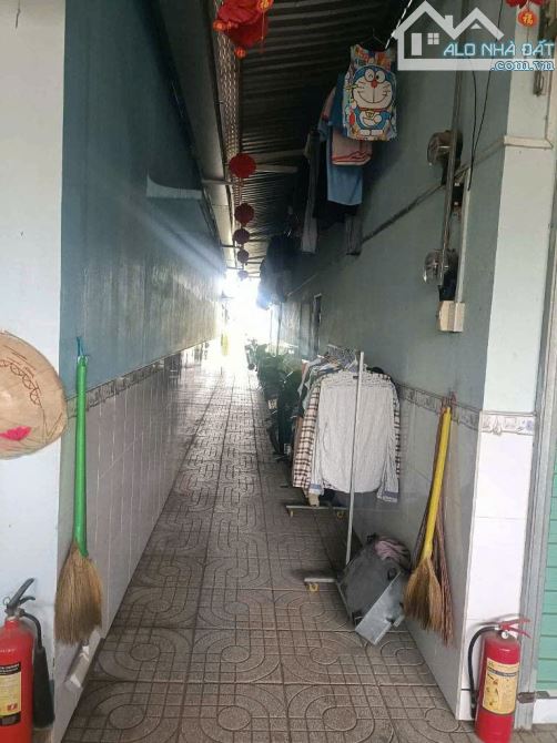 Bà Điểm(XTT-HM) bán nhà C4 + dãy trọ (10x28) gần đường Dương Công Khi giá 7,3tỷ. - 1