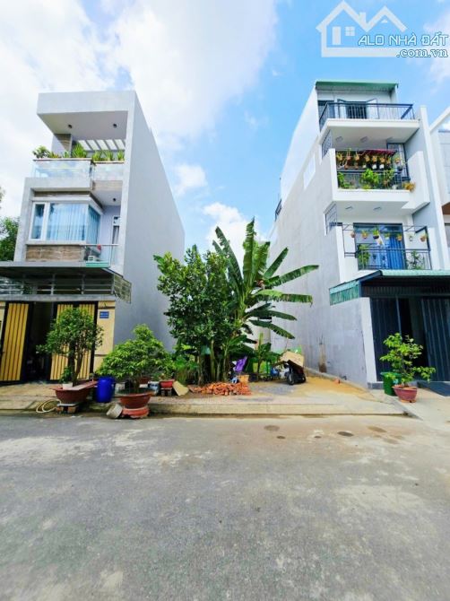 Bán đất thổ cư Đường Long Thuận, Phường Long Phước, TP HCM, DT 59m2, 4 x14.7m, SHR, 3.35 - 1