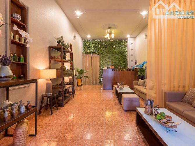 Bán Nhà Mặt Tiền Đường Ô Tô Đang Kinh Doanh SPa Đường Trần Khánh Dư Phường Tân Định Quận 1 - 1