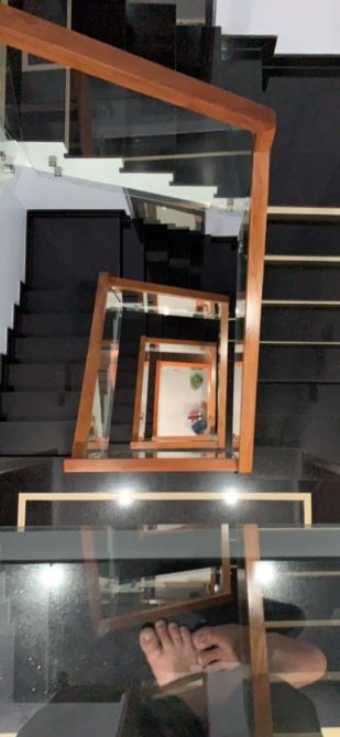 BÁN NHÀ MỚI ĐẸP FULL NỘI THẤT HXH LÊ MINH XUÂN - 5 TẦNG - DT: 4.7x17m, GIÁ 15 TỶ - 1