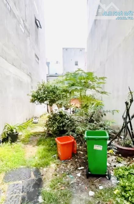 Khan hiếm P. 25 - Bán gấp lô đất đẹp 64.6m2 (4.5m x 15.5m) - Ngay trường ĐH Ngoại Thương - 1