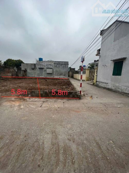 BÁN NHANH LÔ ĐẤT VUÔNG ĐẸP THỊ TRẤN KIẾN XƯƠNG Dtich 85,9m2,  Mt 5,8m Giá 650triệu  ô t - 1