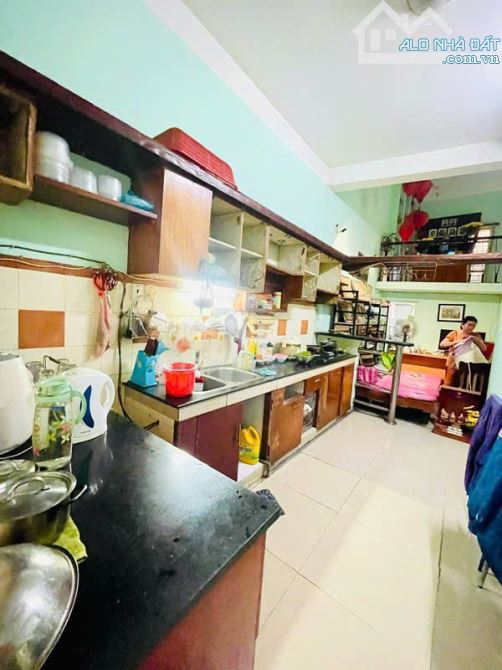 Siêu khan hiếm "350m2 đất"! Bán 4 căn nhà ngang 11m - Khu Vip P.24 - Giá chỉ "119tr/m2 - 1