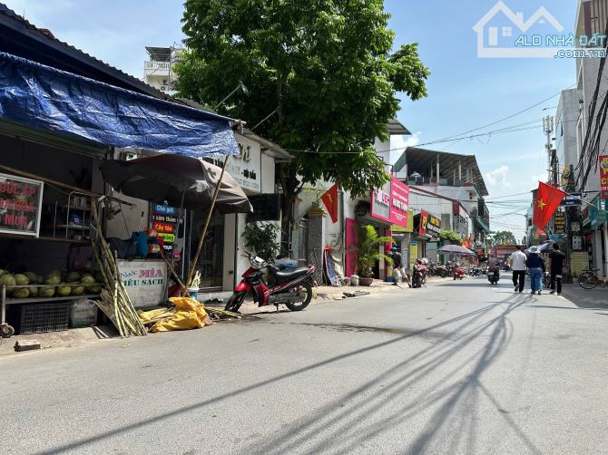 ĐẤT ĐẸP  VUÔNG NHƯ TỜ A4 - ĐƯỜNG THÔNG TỨ PHÍA- SÁT  LỐI RA CỦA CẦU THƯỢNG CÁT- - 1