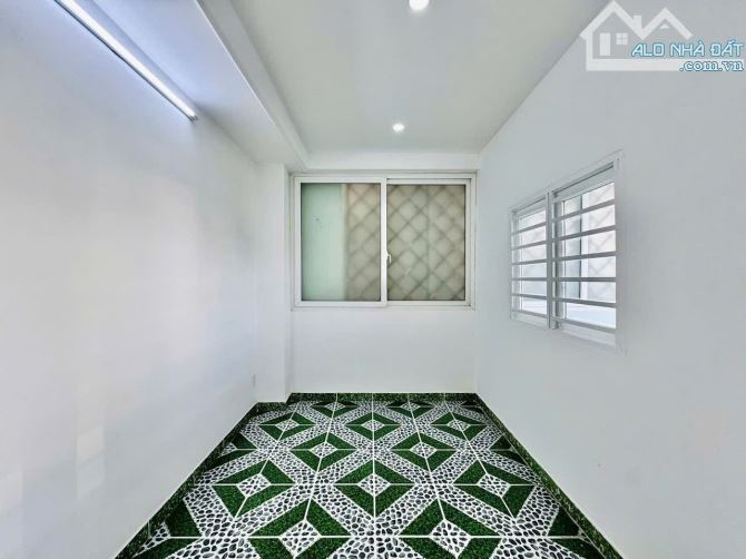 Bán nhà 4x13m 3 tầng Hoàn công Phạm văn Chiêu P14 Gò vấp giá rẻ 7.7 tỷ