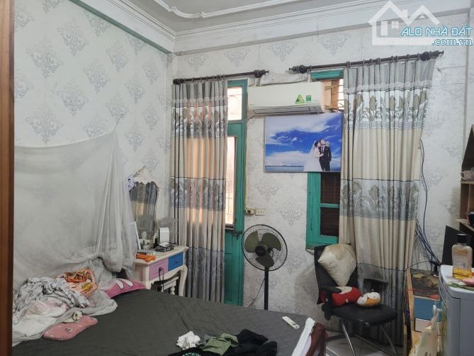 Lê Trọng Tấn , 1 mặt hồ, 1 mặt ngõ, giữa phố, giá trị cốt lõi cuộc sống - 1