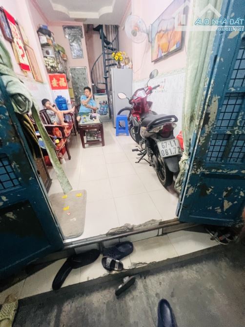 Bán nhà hẻm 635 Trần Xuân Soạn PTân Hưng Quận 7. 18m2 - 1