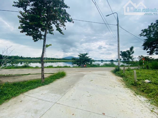 Cần bán 260m2 hướng sông cận Đô thị Nam Phước giá tốt - 1