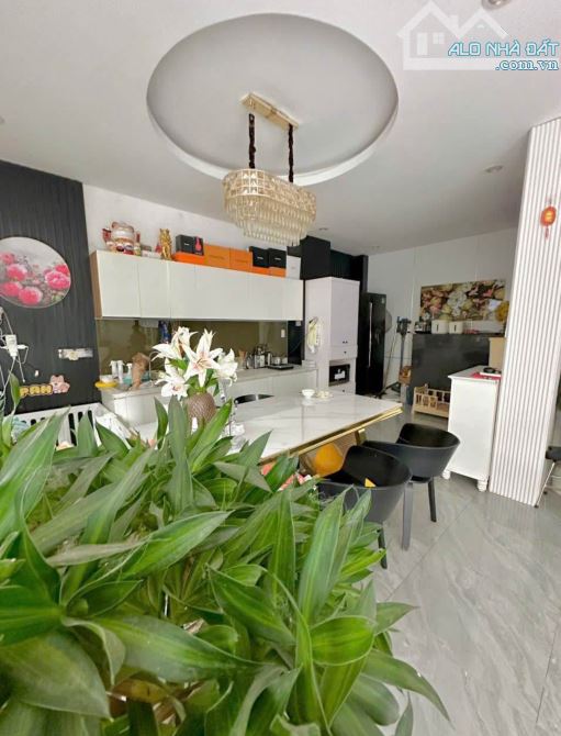 🏠🏠NHÀ 4 TẦNG KIỆT OTO LÊ MINH THÔNG TRƯỜNG CHINH, TP HUẾ - 1