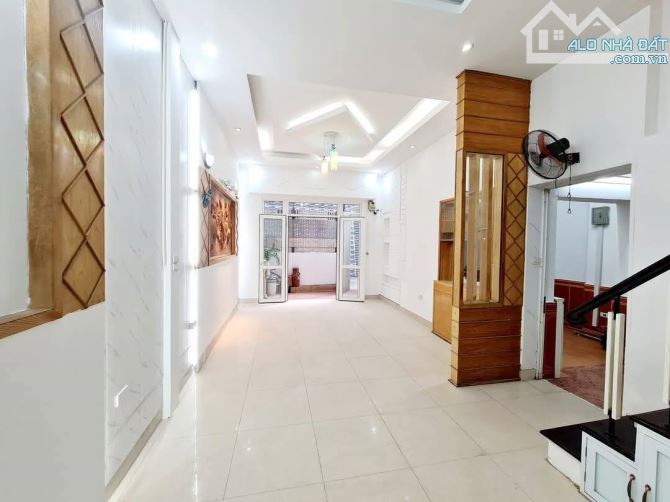 Bán nhà phố Tô Vĩnh Diện – Thanh Xuân, Lô góc thoáng sáng, ô tô -mt khủng 66m2 CHỈ 13,3T - 1
