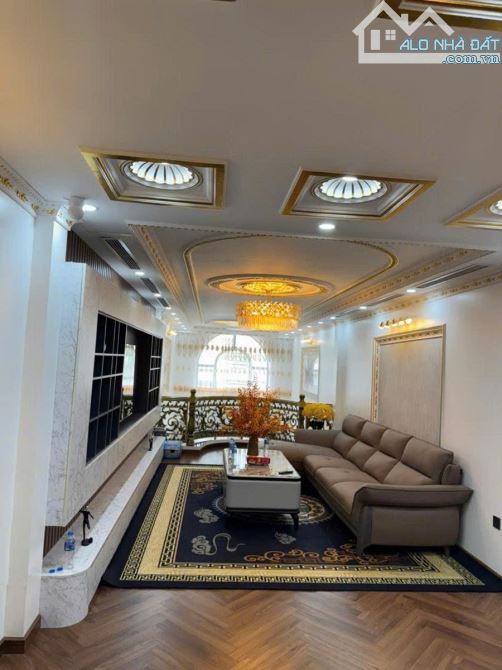 Hot, bán nhà Cổ Nhuế, 50m2, nhà đẹp full nội thất chỉ cần vào ở - 1