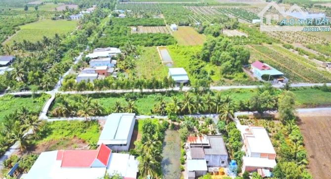 Siêu phẩm, 1000m2 đất vườn View Kênh cực đẹp, 570tr - 1
