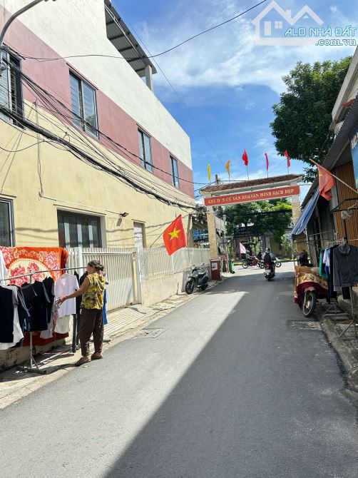 Bán nhà cấp 4 Kiệt Ô Tô 4m 97 Nguyễn Lương Bằng trước mặt ĐH BÁCH KHOA - 1