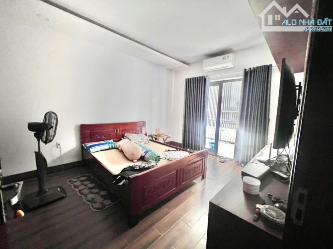 Nhà 3,5lầu siêu đẹp Sổ Đỏ94m2 mặt 5,2mhướngTN trục phố KD VănTiến Dũng rộng 20m chỉ 14 tỷ - 1