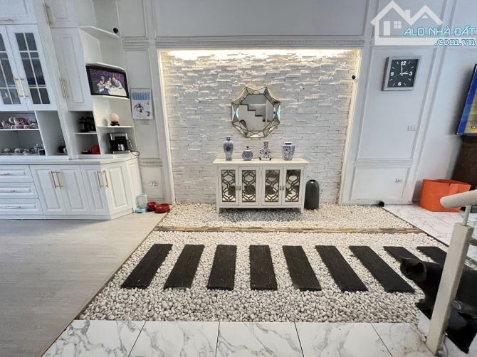 💎 72m² – 17 tỷ – Nguyễn Phong Sắc- MT6m - 6T – Căn góc hiếm - 1
