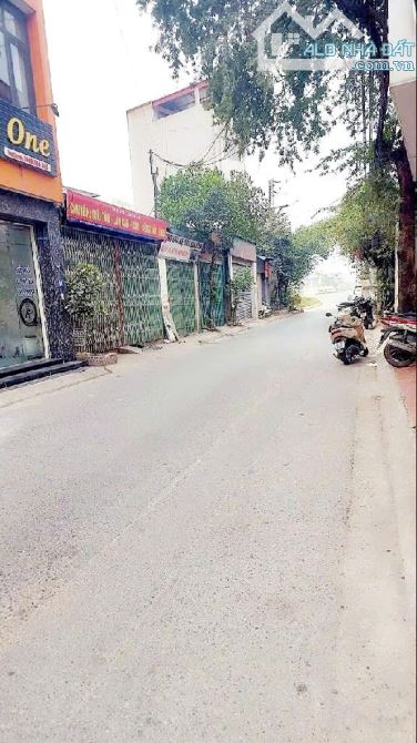 BÁN 42M2 ĐẤT NGÔ XUÂN QUẢNG –GIA LÂM, LỜI NHÀ  2TANG, MT 6.1M, Ô TÔ VÀO NHÀ, CHỈ 6.2 TỶ - 1