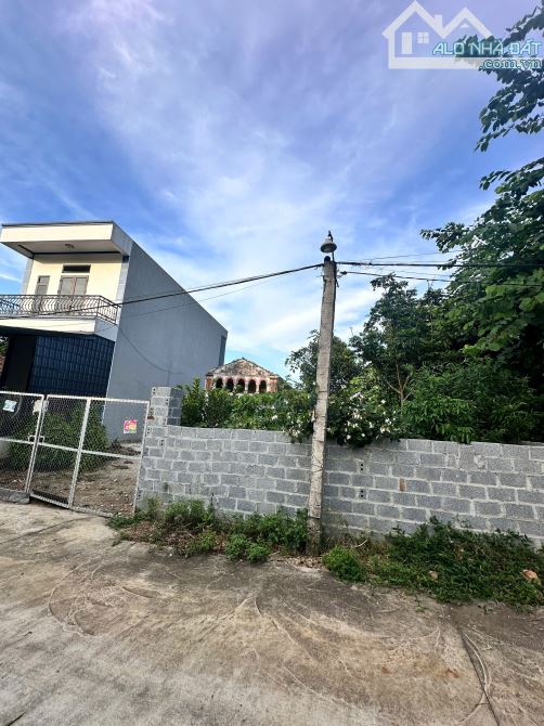 Siêu rẻ_Tản Lĩnh Ba Vì 326M_2 mặt đường, dân cư đông đúc giá đầu tư_2,x tỷ - 1