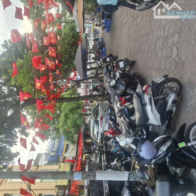 Quá hiếm, bán gấp đất phố Lê Văn Lương, phân lô, ô tô tránh, gần phố, 2 thoáng, 110m2 - 1