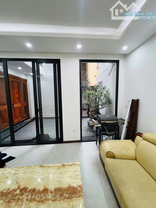 BÁN NHÀ NGUYỄN THÁI HỌC BA ĐÌNH - 88M 6T MT 5.5M - 10M RA PHỐ BIỆT THỰ MINI GẦN LĂNG BÁC - 1