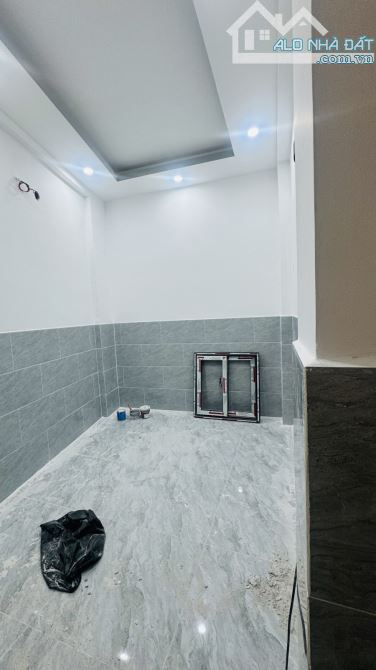 BÁN NHÀ ĐẸP 100% – HOÀI THANH P14 Q8 – NGANG 5.6M – CÓ PHÒNG DƯỚI TRỆT GIÁ CHỈ 4.55 TỶ - 1