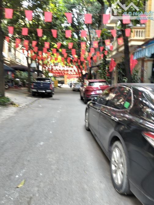 Cần bán nhà mặt ngõ ô tô chánh kinh doanh Nguyễn Khang, 6tầng full nội thất. - 1