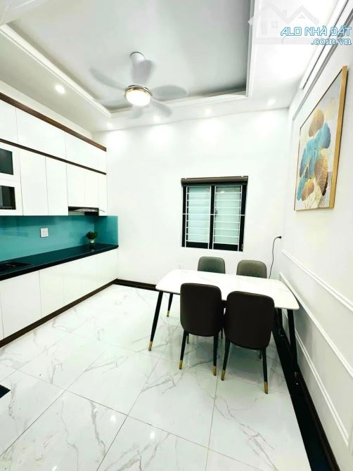🏠PHỐ QUẦN NGỰA, 38M2 - DÒNG TIỀN 25TR THÁNG - 1 NGOẶT 20M Ô TÔ TRÁNH, 2 THOÁNG, SỔ VUÔNG - 1