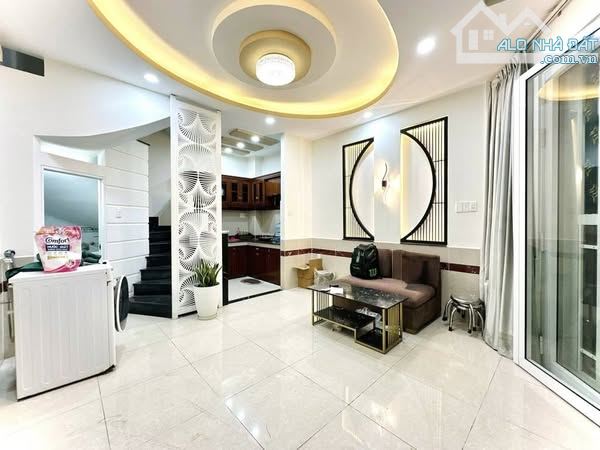 NHÀ ĐẸP SÁT PHAN XÍCH LONG - 5 TẦNG - CHỈ 7.X TỶ - XE HƠI TẬN CỬA THÔNG - GẦN BV HOÀN MỸ . - 1