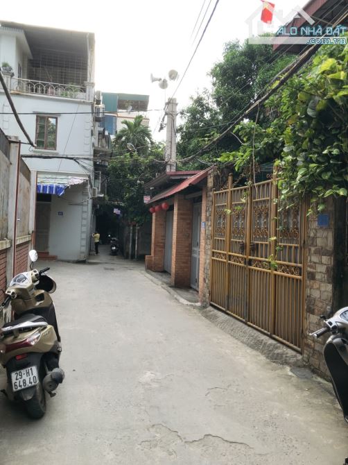 Bán Nhà C4 Nguyễn Khoái, 82M- Ngõ Thông Ô tô vào nhà 4.1 Tỷ(TL) - 1