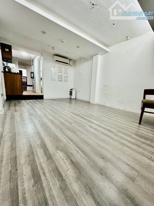 Bán nhà phân lô 6 tầng thang máy phố Linh Lang, Ba Đình 52m 2 THOÁNG Vỉa hè cho thuê 50tr - 1
