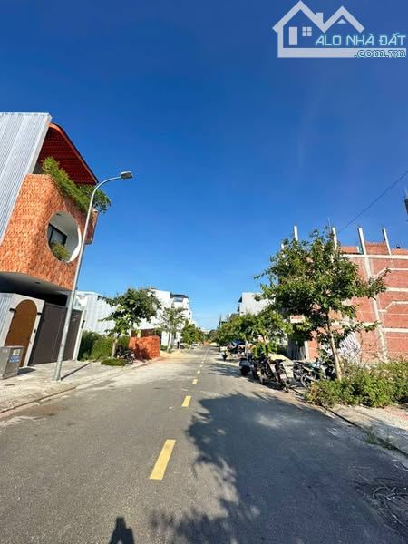 🏩 Bán đất mt khu E mt Hòa Phú 28, 100m2, 6.19 tỷ tl - 1
