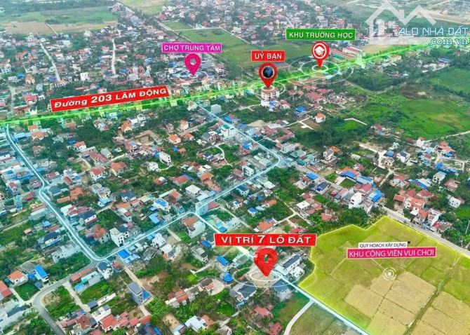 Lô góc 2 mặt ngõ Lâm Động cũ, đường rộng 4m - 1