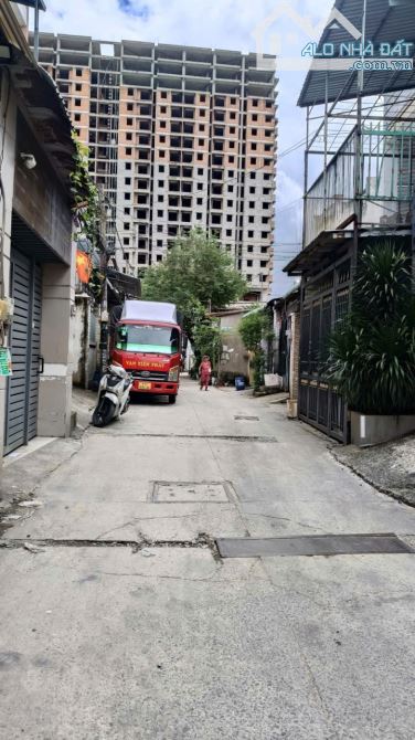 Bán nhà Đ số 3 BHH gần Aeon Tân Phú hẻm 6m gần mặt tiền 72m2,3 Tầng 6 tỷ 2 - 1