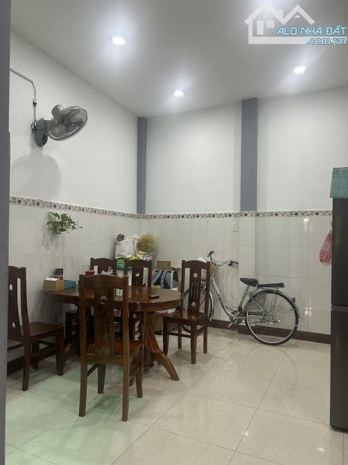 BÁN NHÀ 2 TẦNG MẶT TIỀN ĐƯỜNG 8M – QUẬN 2 – 93M² – GIÁ 5,1 TỶ - 1