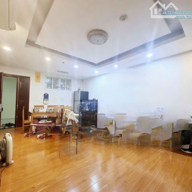 Bán chung cư Toà nhà Licogi 13 Khuất Duy Tiến, dt 92m2, 2 ngủ 2 vs giá 5,8 tỷ (có TL) - 1