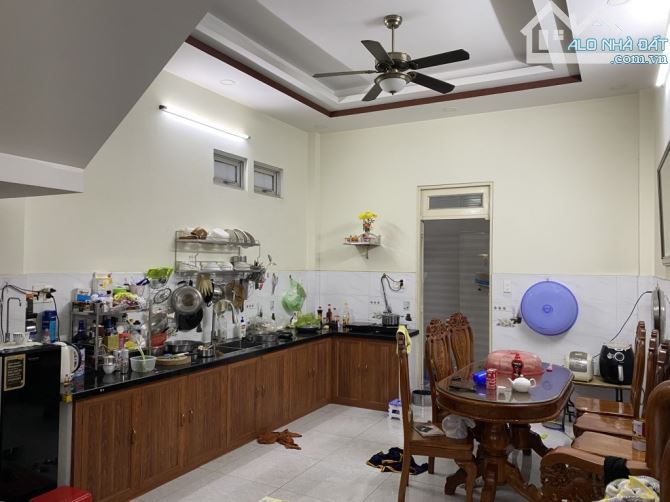 BÁN GẤP NHÀ HẺM XE HƠI ĐÔ ĐỐC LONG , 72M2 , 4 x 18 , 4 TẦNG , 4PN . GIÁ NHỈNH 8TỶ - 1