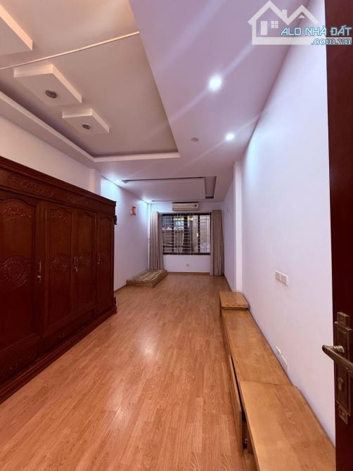 SIÊU HIẾM - KHƯƠNG THƯỢNG - Ô TÔ CÁCH 20M - NHÀ ĐẸP DT44M*5T - NGÕ THÔNG - CHỈ HƠN 11 TỶ - 1