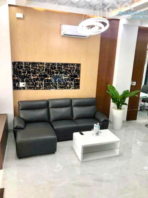 Cần bán nhà phố cao cấp khu Omely Đào Tông Nguyên, NB, Dt 6x14m. Giá 8,4 tỷ - 12
