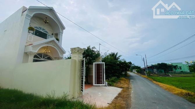 Cần Giuộc Biệt thự mini SHR  biệt lập view đẹp mặt tiền đường nhựa giá đầu tư. - 14