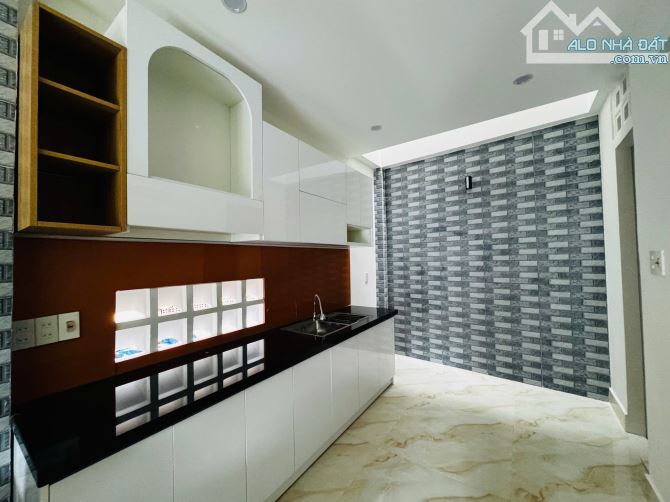 NHÀ 2 TẦNG ĐẸP TỪ DÂN NGUYỄN KHOA CHIÊM - ĐAỊ HỌC NGOẠI NGỮ - 15
