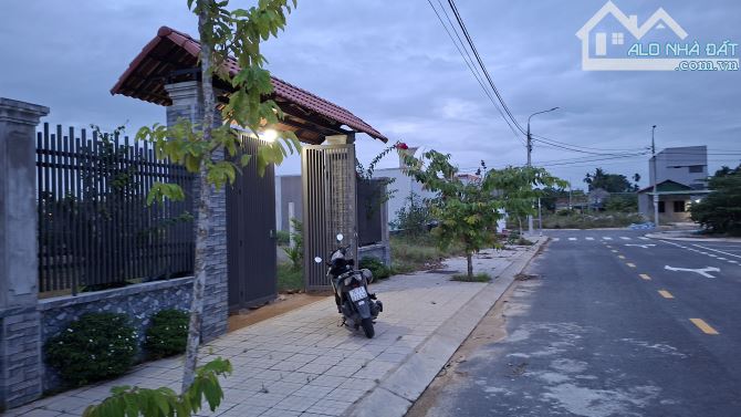 Bán lô đất Biệt thự 300m2 (12x25)m, đã xây tường rào cổng ngõ siêu đẹp, Nghĩa Kỳ, Tư Nghĩa - 5