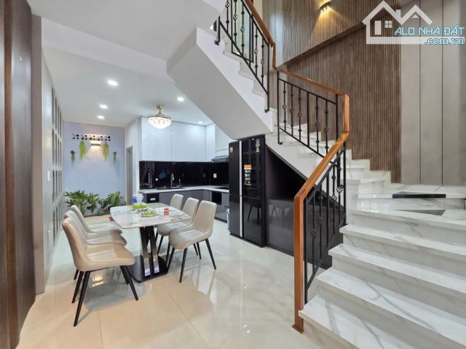 NHÀ ĐẸP 3 TẦNG FULL NỘI THẤT – ĐƯỜNG 7.5M PHÚ XUÂN, GẦN BIỂN, LIÊN CHIỂU –  CHỈ 6.85 TỶ - 2