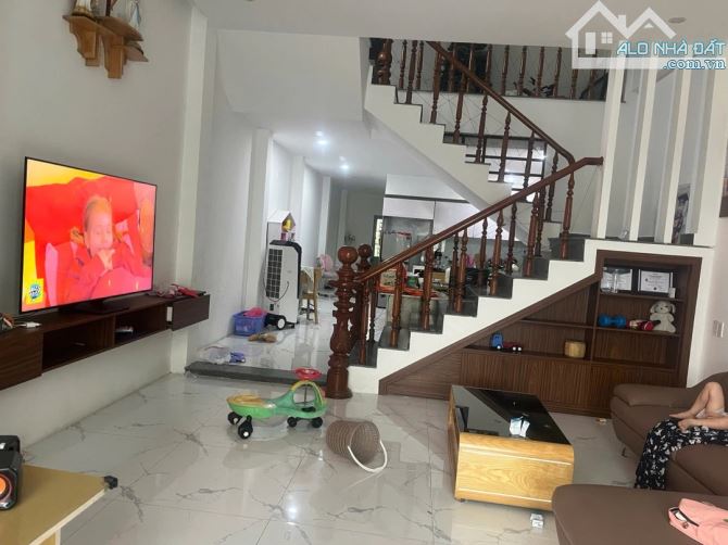 💥 BÁN NHANH NHÀ 2 TẦNG MỚI - MẶT TIỀN VÕ CHÍ CÔNG - NGAY ĐOẠN KINH DOANH ĐẮC ĐỊA - HƯỚNG - 2