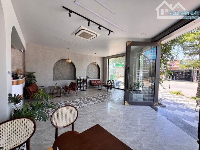 SIÊU PHẨM BUILDING 7 TẦNG - LÔ GÓC - SIÊU KINH DOANH - DÒNG TIỀN 200tr/Tháng (C - 2